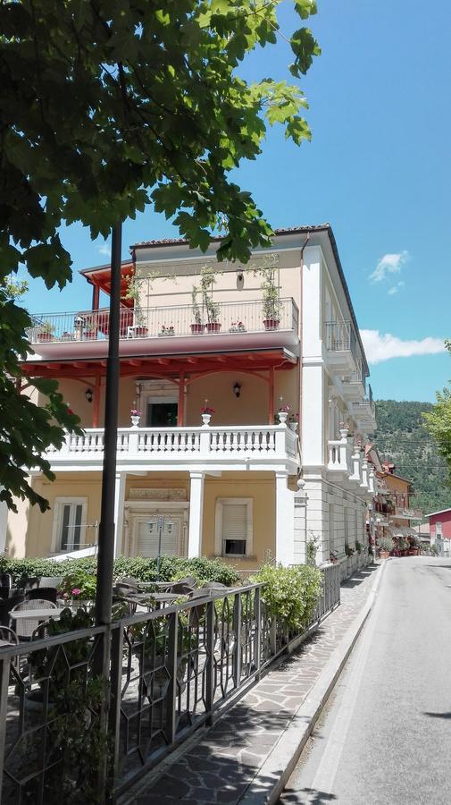 Hotel Mazzocca Caramanico Terme Exterior foto